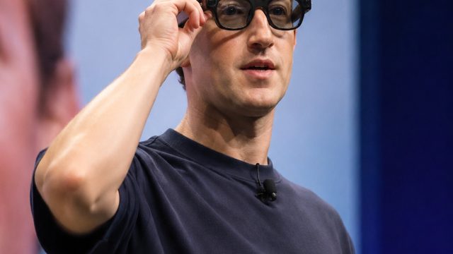 Meta Unveils Affordable Smart Glasses: A Game Changer in Wearables | raja95 com login, rtp hokiemas,