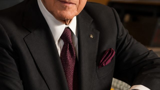Remembering Clive Davis: The Architect of Musical Legacies