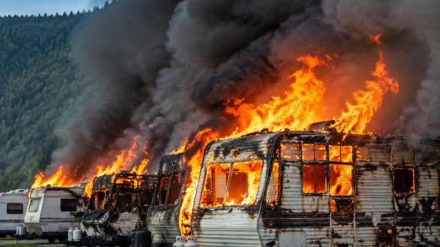 Devastating Blaze Consumes Trailers at Harrison Hot Springs RV Park | pinjaman sigap, rtp indosport9