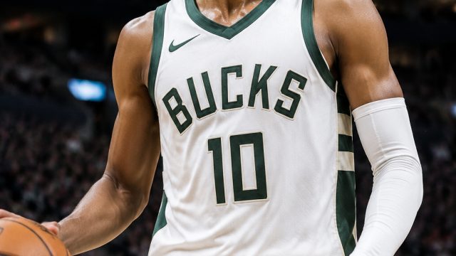 Milwaukee Bucks Make Strategic Move with Brayden Burries at No. 10 | streaming liga champions tanpa 