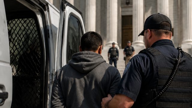 Court Ruling Enhances Fast-Track Deportation Policy Amid New Challenges | sekar4d rtp, poker spade, 