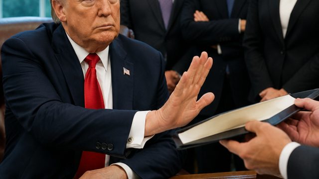 Trump Halts Housing Bill Signing Amid Political Tensions | gurita 4d slot, rtp kuy138 slot, fifa mob