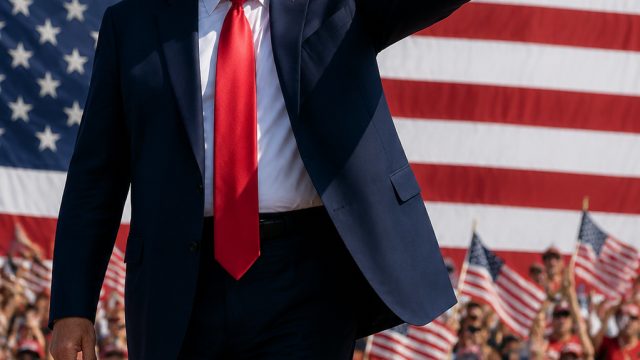 Trump Hosts Campaign Rally for America's 250th Birthday Celebration | megawin 118 slot, main lotre o