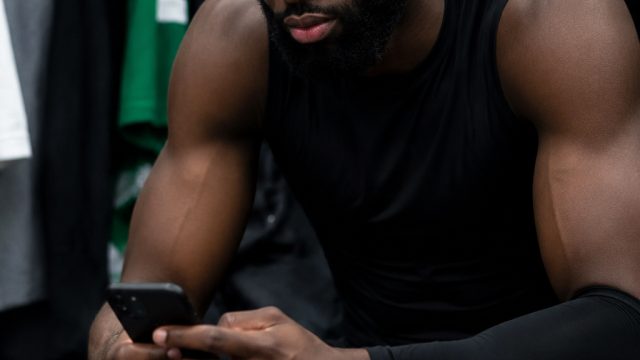 Jaylen Brown's Social Media Post Sparks Trade Speculation Amid Celtics Rumors | judi 123 slot, totok